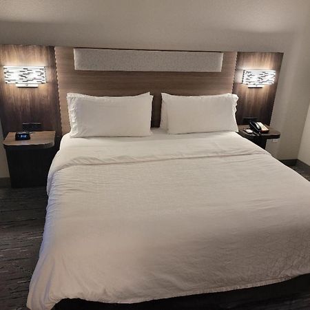 Holiday Inn Express Hotel & Suites Starkville, An Ihg Hotel Εξωτερικό φωτογραφία