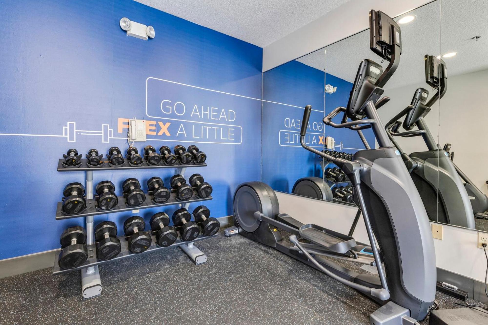 Holiday Inn Express Hotel & Suites Starkville, An Ihg Hotel Εξωτερικό φωτογραφία
