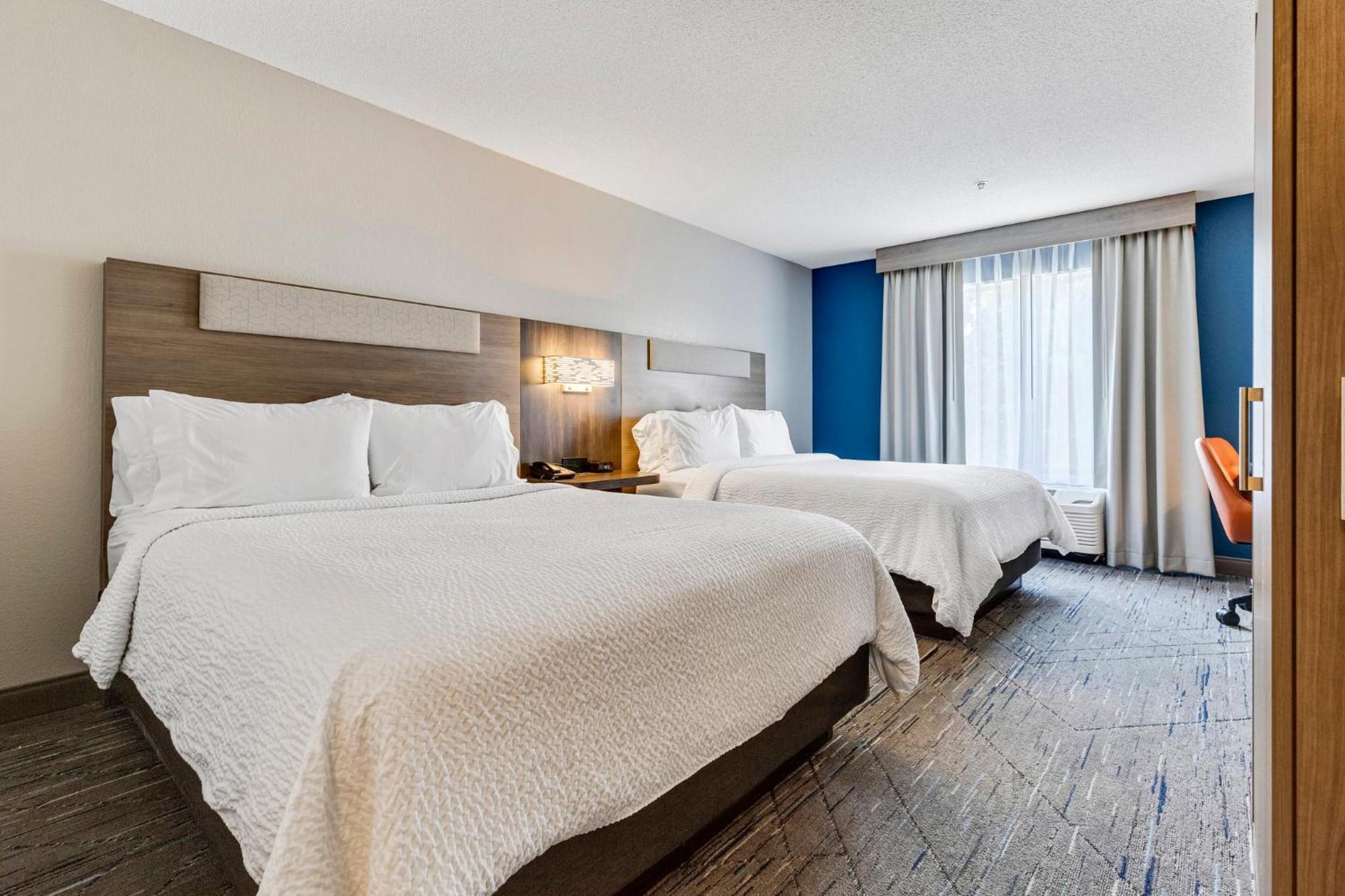 Holiday Inn Express Hotel & Suites Starkville, An Ihg Hotel Εξωτερικό φωτογραφία